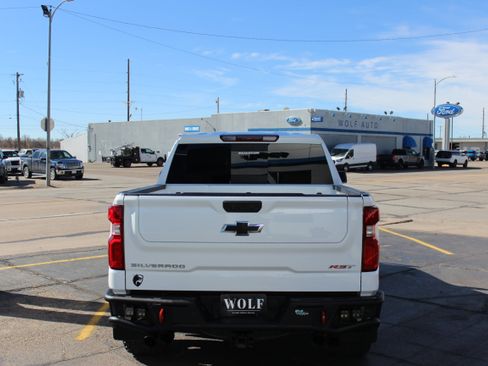 Used 2023 Chevrolet Silverado 1500 RST w/ Convenience Package II image 10