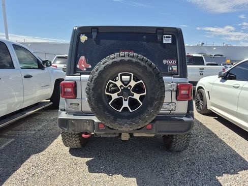 Used 2021 Jeep Wrangler Unlimited Rubicon AWD/4WD image 9