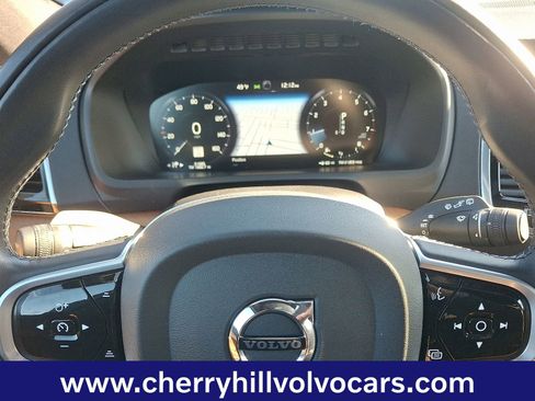 Certified 2022 Volvo XC90 T6 Momentum w/ Advanced Package image 21