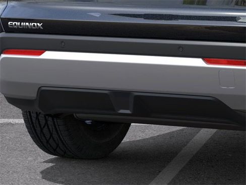 New 2026 Chevrolet Equinox LT w/ Safety and Technology Package image 14