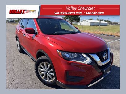 Used 2017 Nissan Rogue SV