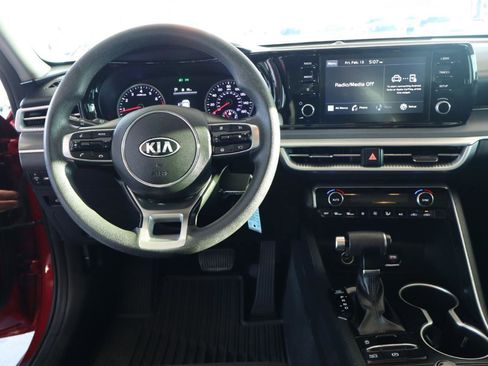 Used 2021 Kia K5 LX image 17