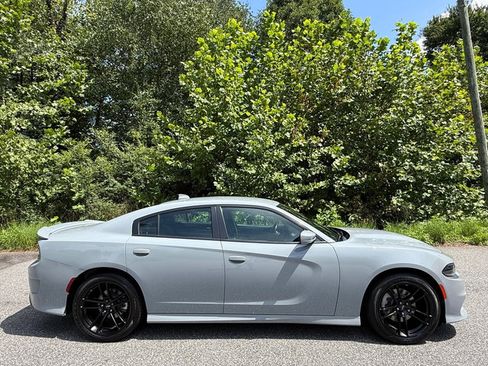 Used 2022 Dodge Charger GT w/ Plus Group RWD image 5