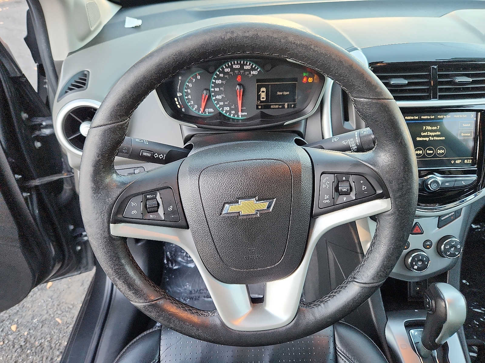Used 2018 Chevrolet Sonic Premier FWD image 19