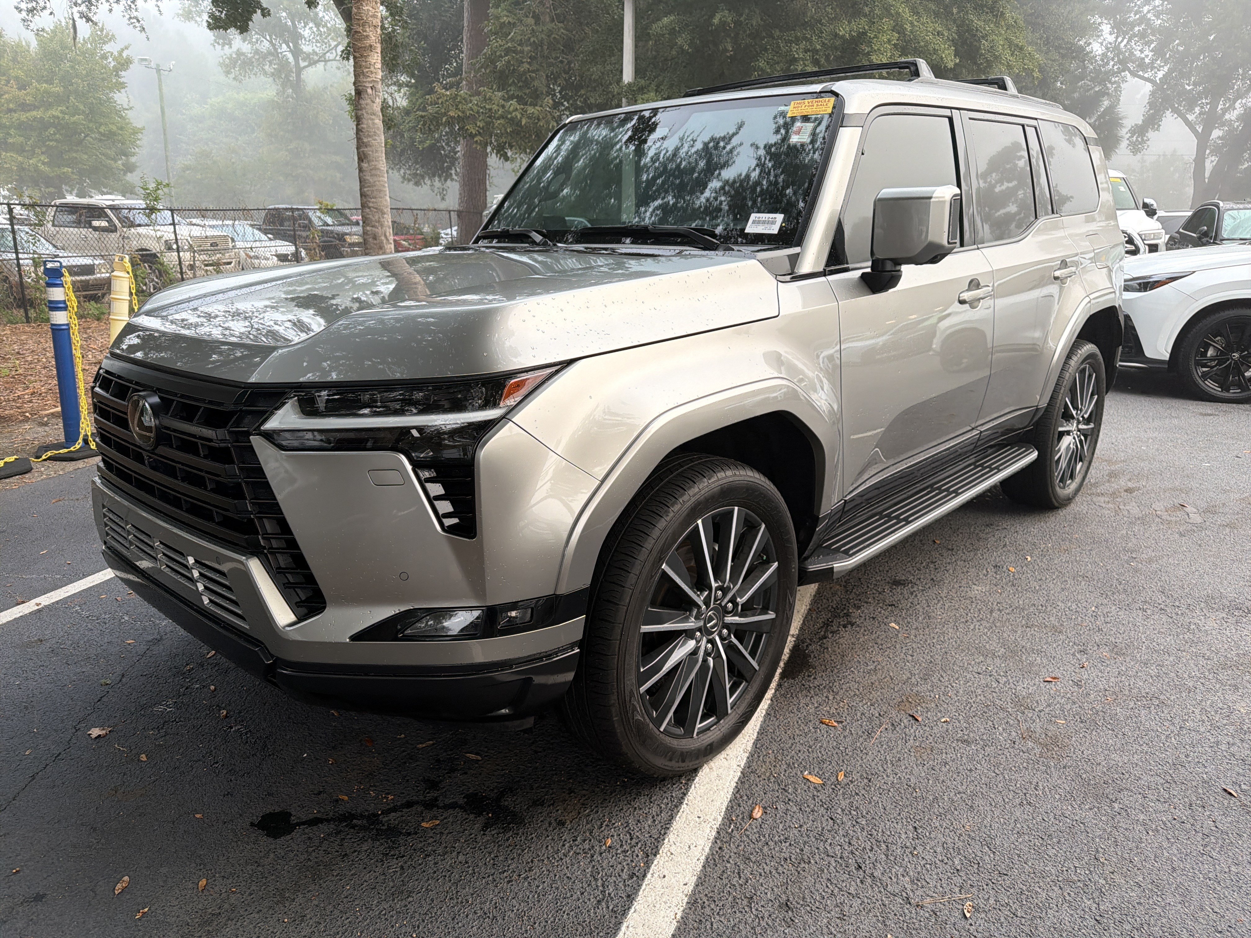 Used 2025 Lexus GX 550 w/ Cold Area Package AWD/4WD image 5
