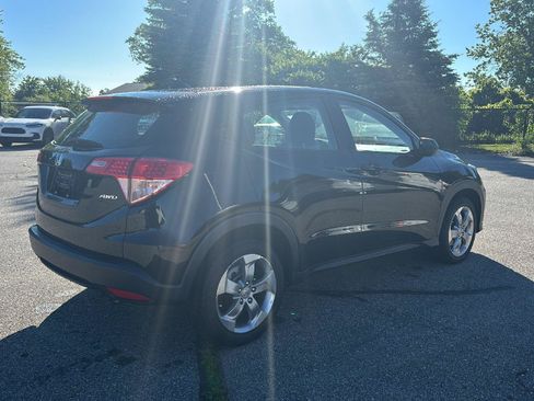 Used 2018 Honda HR-V LX image 28