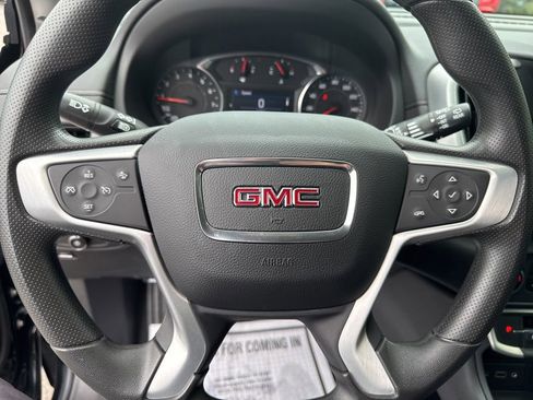 Used 2024 GMC Terrain SLE w/ Driver Convenience Package AWD/4WD image 25