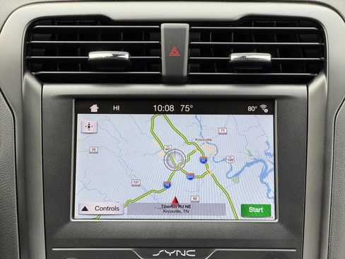 Used 2019 Ford Fusion SE w/ Equipment Group 151A FWD image 13