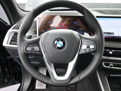 New 2026 BMW X5 xDrive40i w/ Premium Package AWD/4WD image 11