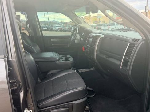 Used 2018 RAM 2500 Big Horn w/ Sport Appearance Group image 11