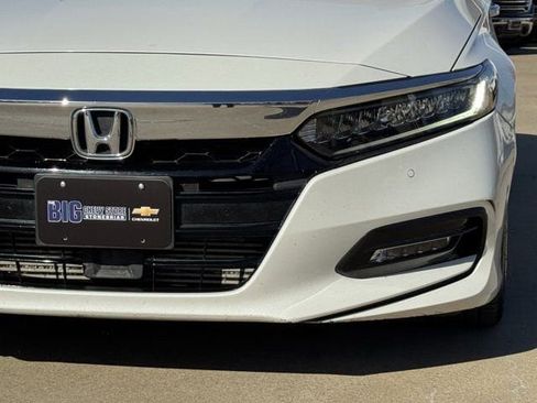 Used 2020 Honda Accord Touring image 10