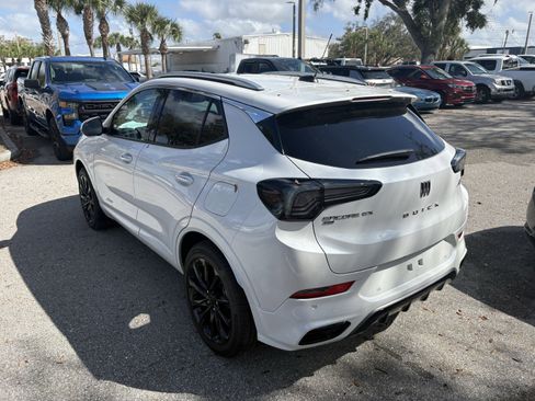 Certified 2024 Buick Encore GX Avenir w/ Avenir Convenience Package image 4