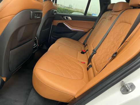 Used 2023 BMW X5 xDrive40i w/ M Sport Package image 8