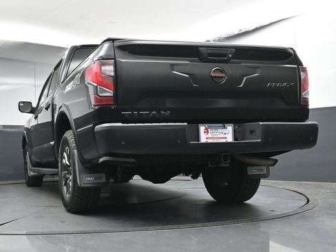 Used 2021 Nissan Titan PRO-4X w/ Pro-4x Convenience Package image 28