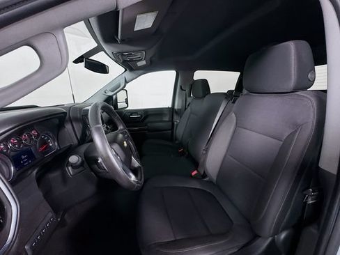 Used 2022 Chevrolet Silverado 3500 LT w/ Convenience Package AWD/4WD image 8
