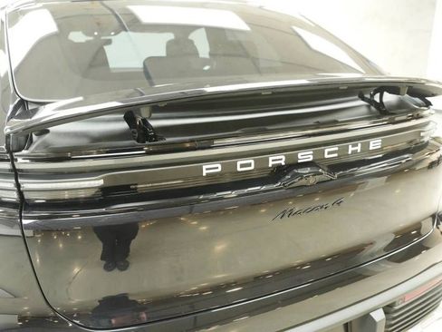 New 2026 Porsche Macan 4 Electric AWD/4WD image 43