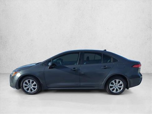 Used 2025 Toyota Corolla LE FWD image 6
