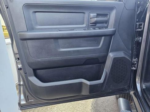 Used 2014 RAM 3500 Tradesman w/ Chrome Appearance Group image 15