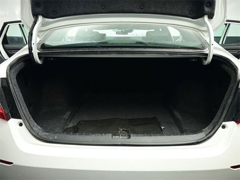 Used 2019 Honda Accord Sport image 29