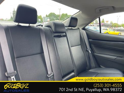Used 2018 Toyota Corolla XSE w/ Carpet Mat Package (TMS) FWD image 21