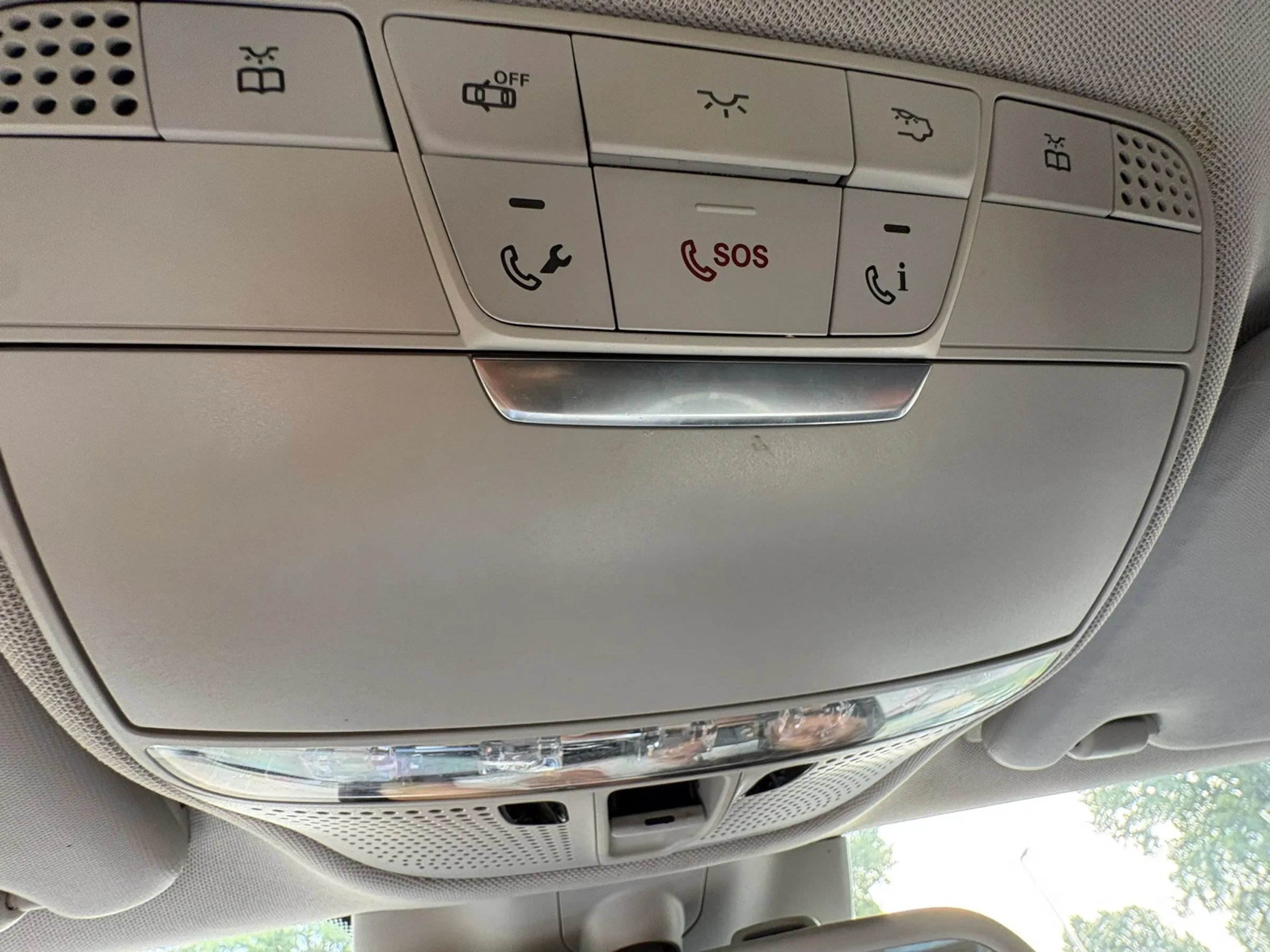 Used 2016 Mercedes-Benz C 300 4MATIC Sedan image 45