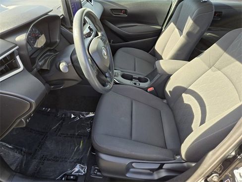 Certified 2024 Toyota Corolla LE image 9