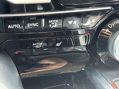 Used 2025 Acura MDX w/ Technology Package FWD image 26