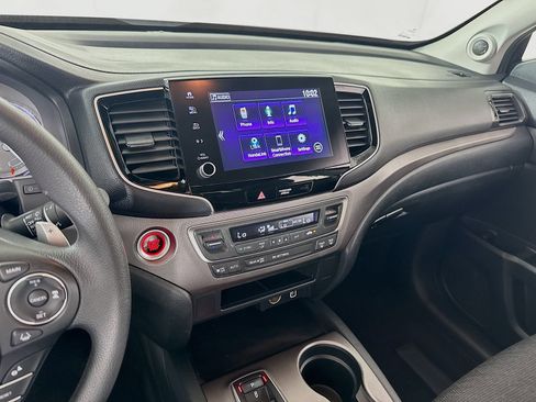 Used 2023 Honda Ridgeline Sport image 15