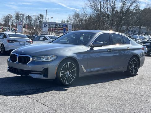 Used 2021 BMW 530i w/ Premium Package image 22