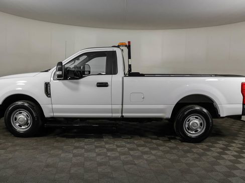 Used 2020 Ford F250 XL w/ Power Equipment Group RWD image 19