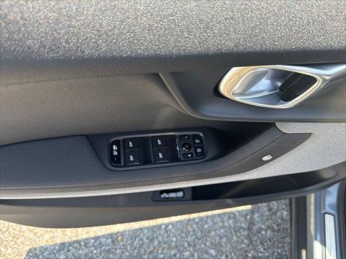 Used 2022 Polestar Polestar 2 w/ Performance Package AWD/4WD image 22