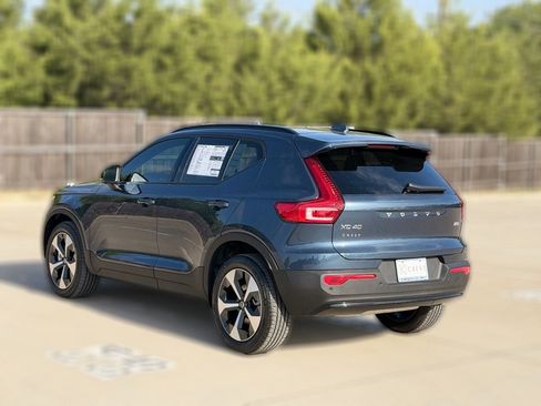 New 2026 Volvo XC40 B5 Plus AWD/4WD image 5