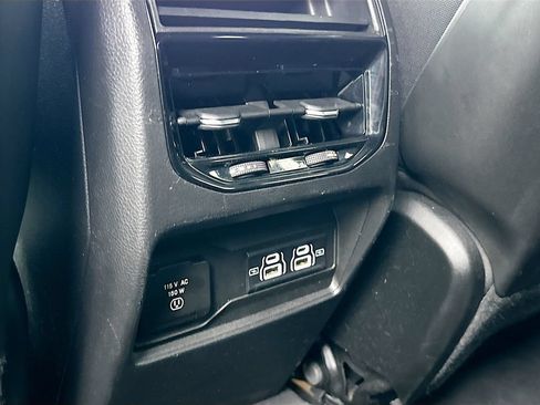 Used 2023 Jeep Grand Cherokee Altitude RWD image 25