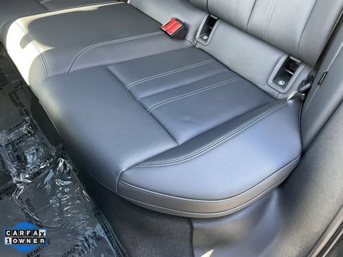 Used 2025 Audi Q6 e-tron Premium w/ Convenience Package image 30