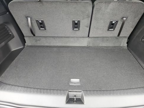 New 2026 Chevrolet Traverse LT w/ Driver Confidence Package FWD image 23