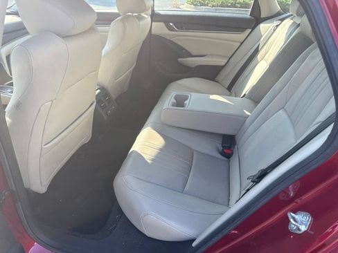 Used 2021 Honda Accord EX-L image 11