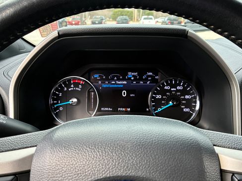 Used 2022 Ford F250 Lariat w/ Tremor Off-Road Package image 19