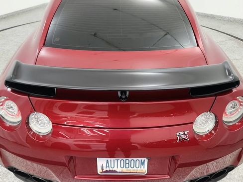 Used 2015 Nissan GT-R Premium AWD/4WD image 24