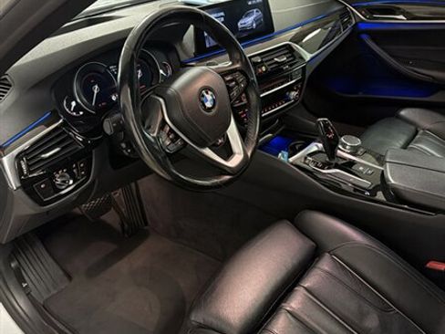Used 2018 BMW 540i RWD image 19