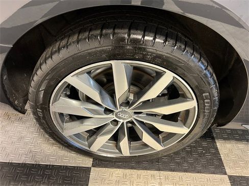 Used 2020 Audi A4 2.0T Premium w/ Convenience Package image 14