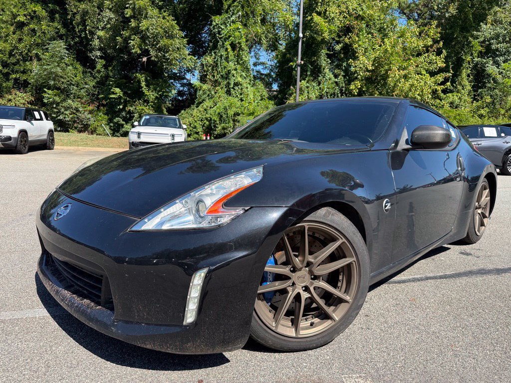 Used 2016 Nissan 370Z Coupe RWD image 1