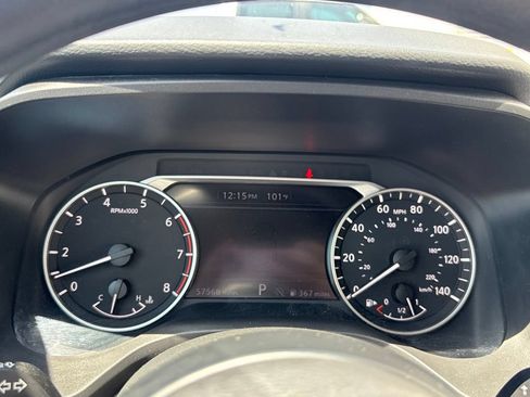 Used 2024 Nissan Rogue SV FWD image 22