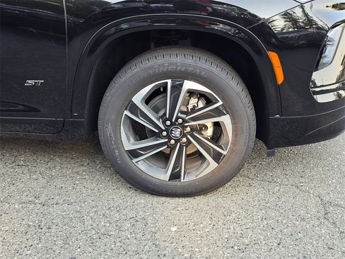 Used 2026 Buick Enclave Sport Touring w/ Power Package image 44