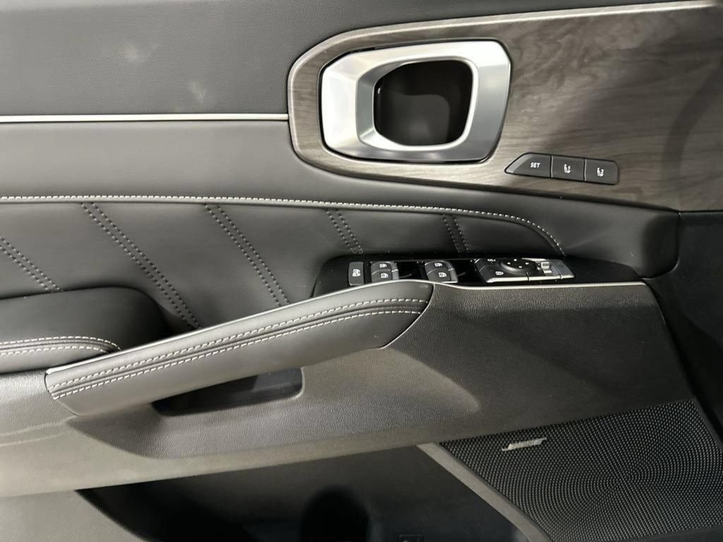 New 2026 Kia Sorento SX Prestige AWD/4WD image 14