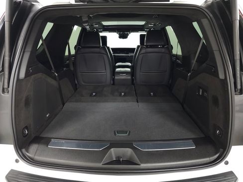 Used 2025 Cadillac Escalade Sport Platinum AWD/4WD image 5