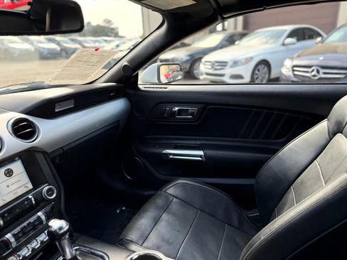 Used 2016 Ford Mustang Premium RWD image 17