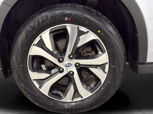 Used 2021 Subaru Outback Limited image 37