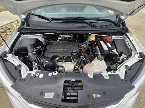 Used 2020 Chevrolet Sonic LT image 17