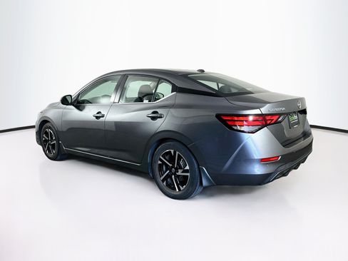 Used 2025 Nissan Sentra SV w/ All-Weather Package FWD image 5