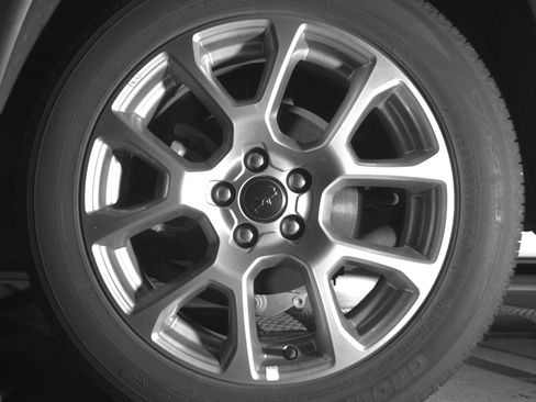 Used 2025 Jeep Compass Limited image 14